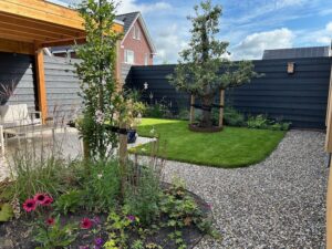 Nieuwbouw tuin in Ens